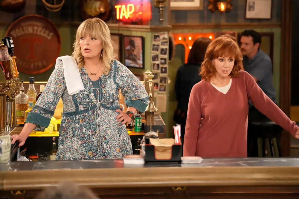 Reba McEntire Shares the Screen With Melissa Peterman